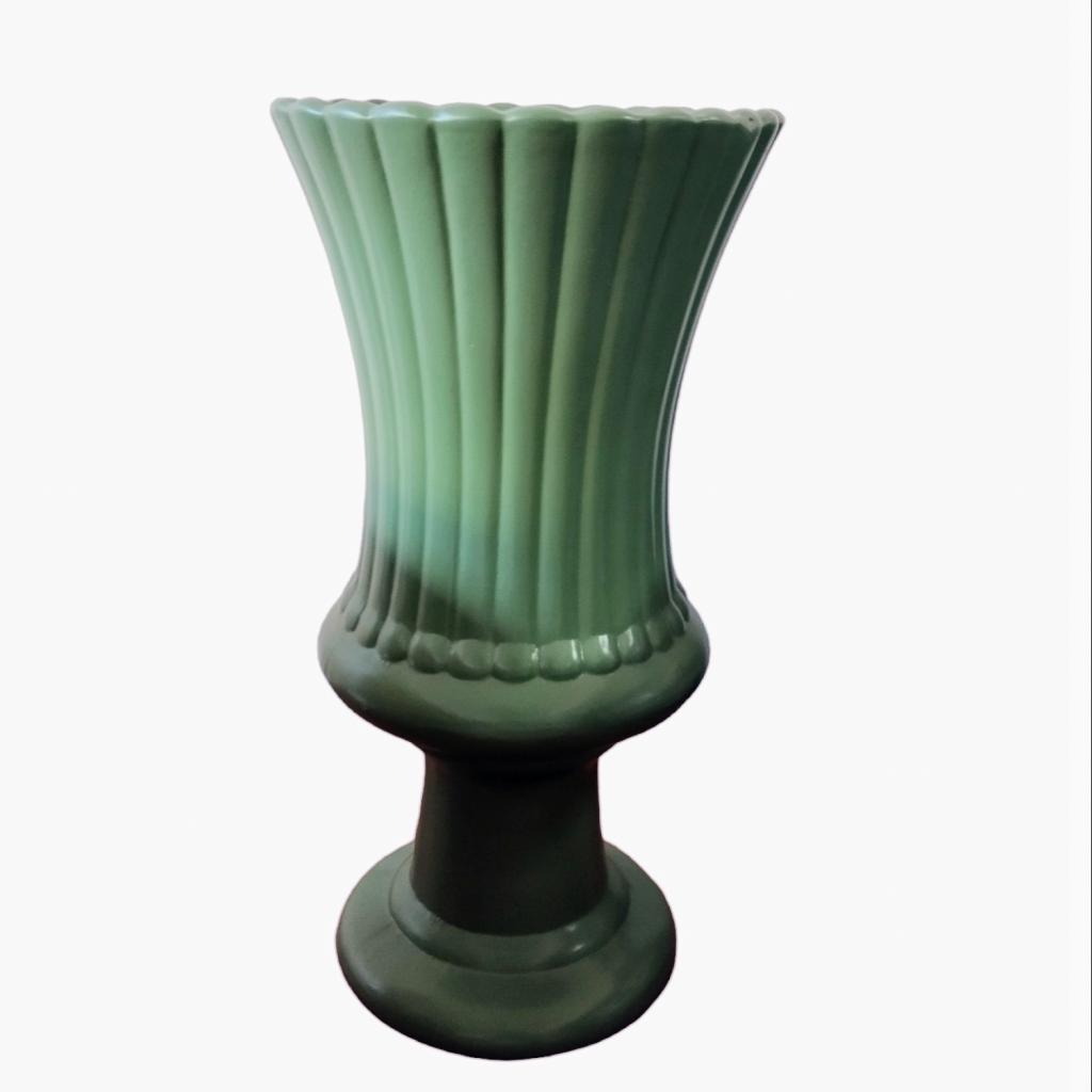 NOVICA Vaso decorativo Celadon in ceramica, verde, fiori di campo