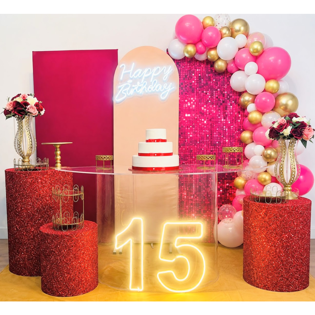 Decoração de festa de 15 anos em tons de pink