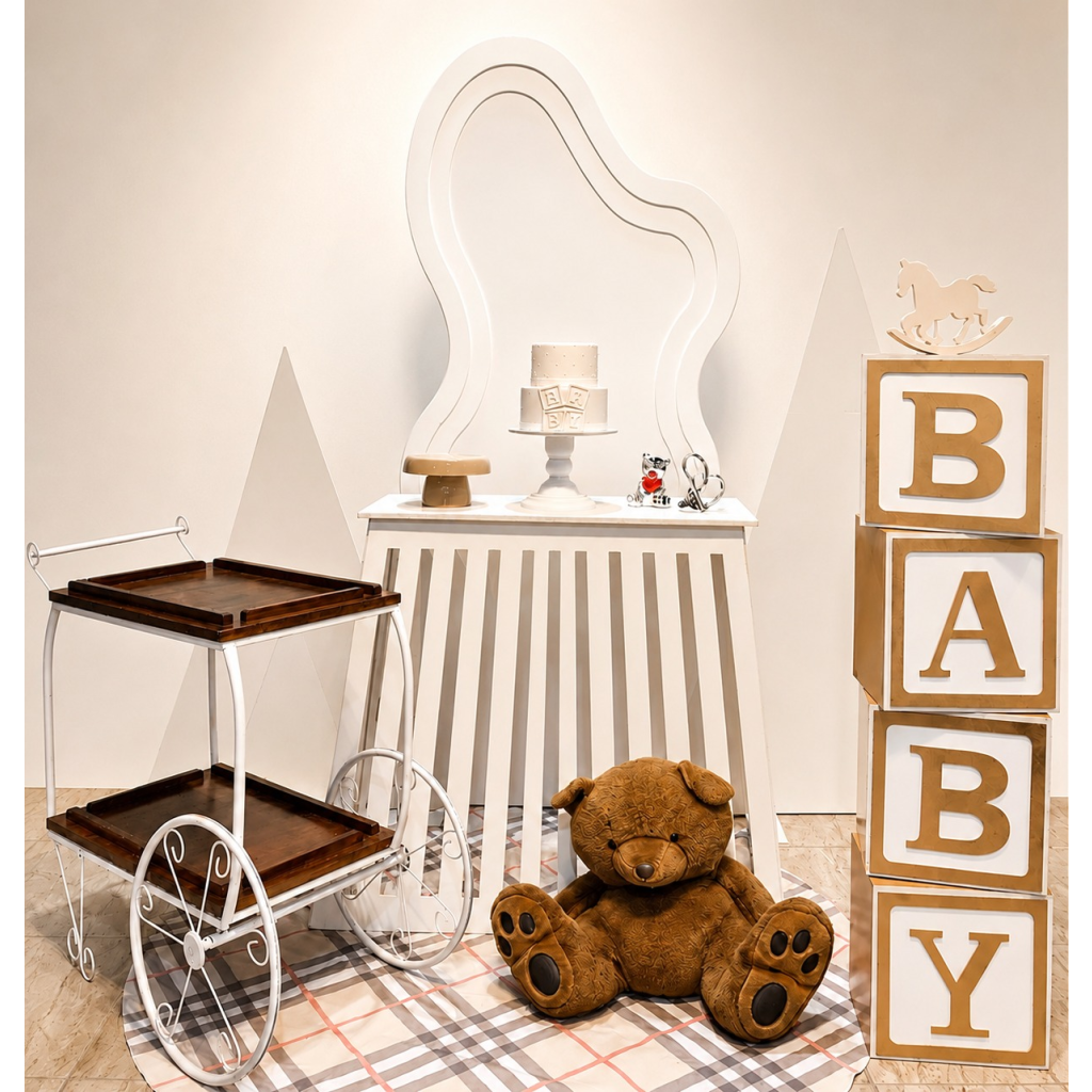 Decoração de chá de bebê orgânico em tons naturais